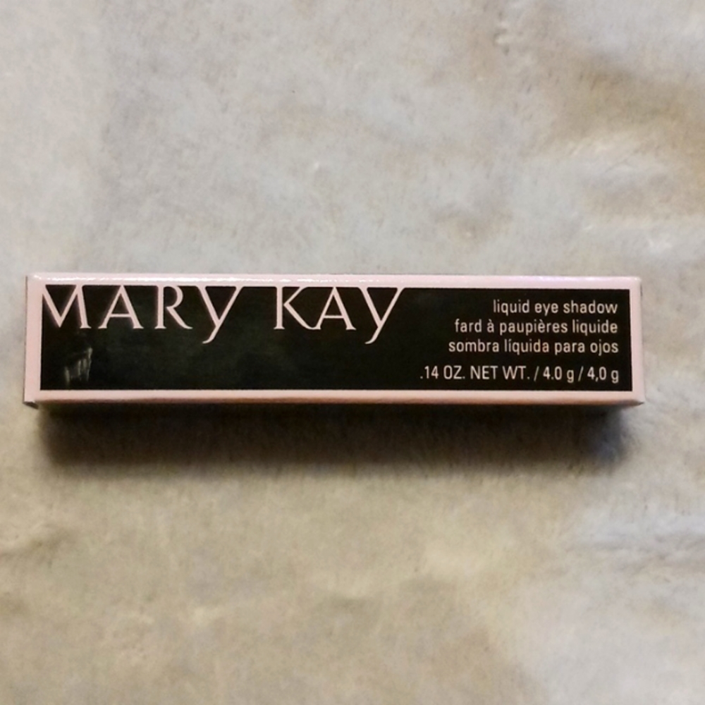 Mary Kay Liquid Eyeshadow Purple Nova